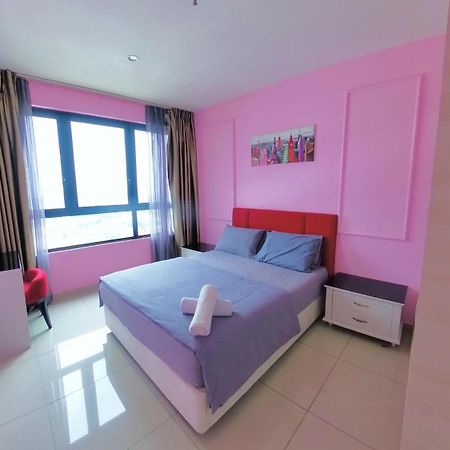I-City Free Wifi 55Inch Smarttv Car Park Fit 5Pax Shah Alam Extérieur photo